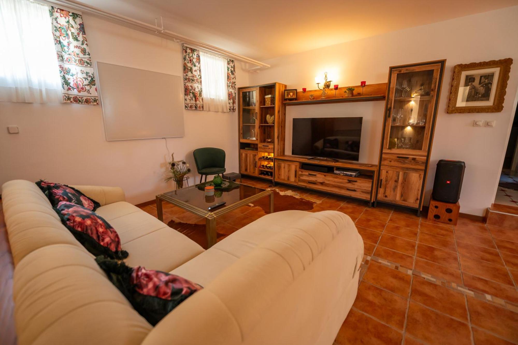 Relax Apartma Peter Πτούι Εξωτερικό φωτογραφία